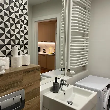 Apartmán Sense New - Main Station And Center