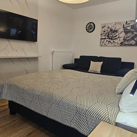 Sense New - Main Station And Center * Vratislav