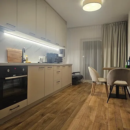 Apartmán Sense New - Main Station And Center