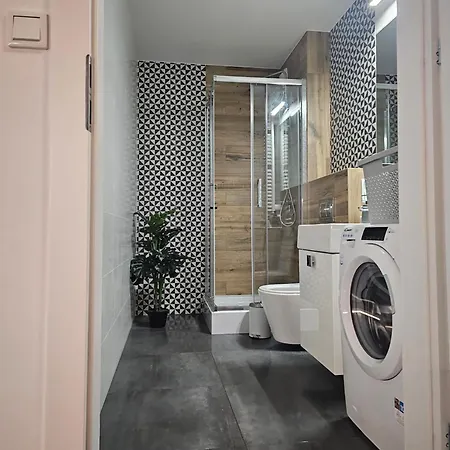 Sense New - Main Station And Center Apartmán *