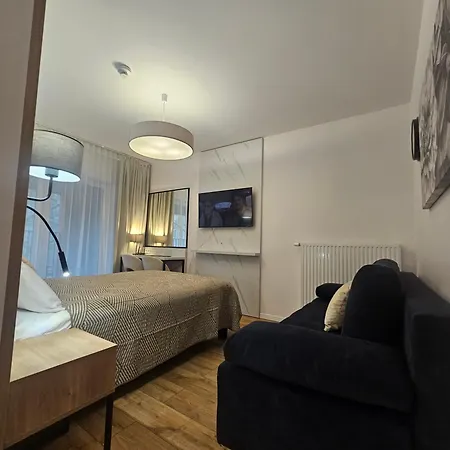 Sense New - Main Station And Center Apartmán