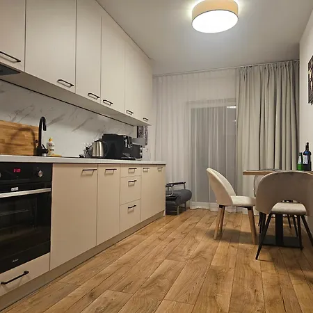 Sense New - Main Station And Center Apartmán *