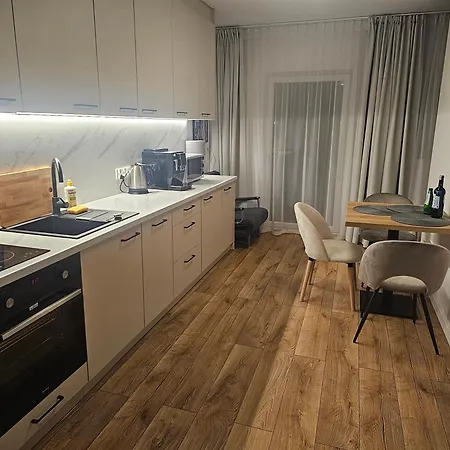 Sense New - Main Station And Center Vratislav