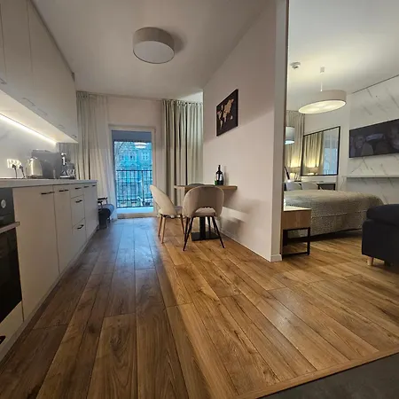 Sense New - Main Station And Center Vratislav