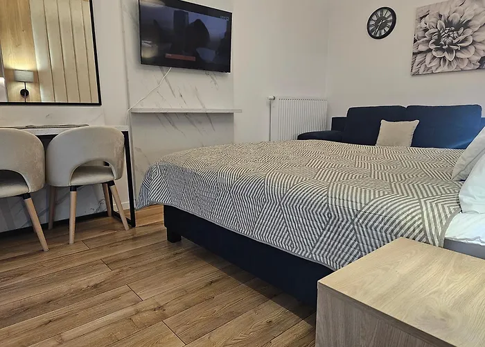 Apartman Sense New - Main Station And Center