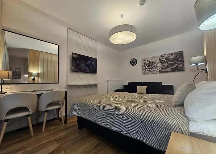 Sense New - Main Station And Center Apartman