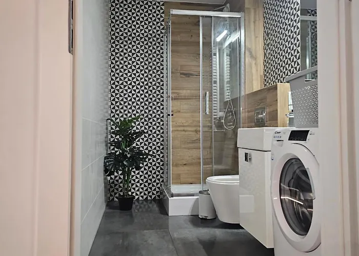 Sense New - Main Station And Center Apartman *