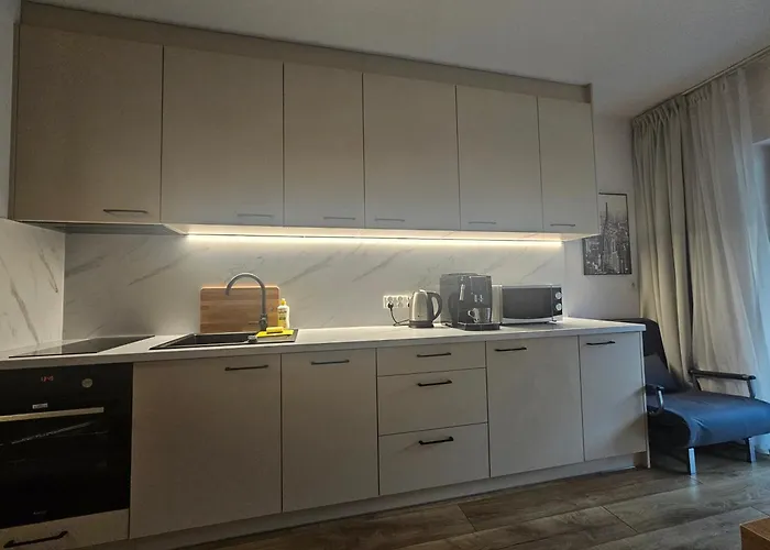 Sense New - Main Station And Center Apartman